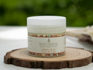 Crema facial hidratante natural